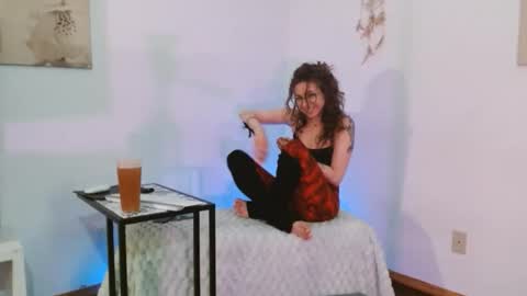 BombshellBaeby online show from April 25, 10:29 am