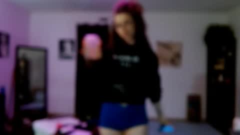Snapshot of bombshellbaeby chatting on May 13, 8:55 am BombshellBaeby online show from May 13, 8:55 am