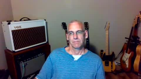 Snapshot of bomec40 chatting on July 15, 2:06 am Carl online show from July 15, 2:06 am