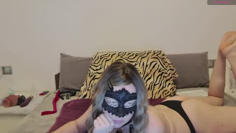 Lucy online show from April 30, 9:26 am