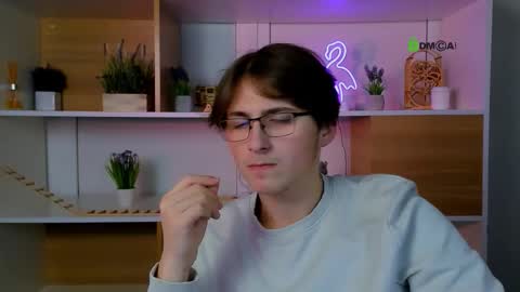 Snapshot of bondi_vv chatting on December 15, 8:13 pm bondi_vv online show from December 15, 8:13 pm