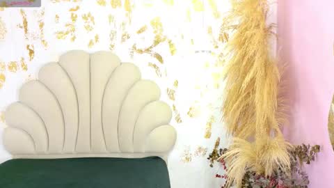 bonieklent online show from March 14, 4:18 am