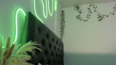 Snapshot of boniesmith_ chatting on June 11, 2:53 am Bonie Smith online show from June 11, 2:53 am