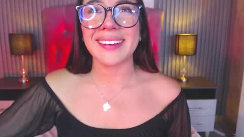 Snapshot of bonnali_lune chatting on November 22, 10:42 pm bonnali_lune online show from November 22, 10:42 pm