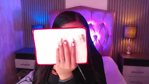 Snapshot of bonnali_lune chatting on February 12, 7:53 pm bonnali_lune online show from February 12, 7:53 pm