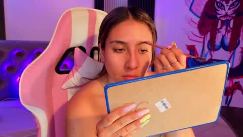 bonnali_lune online show from May 9, 4:39 am