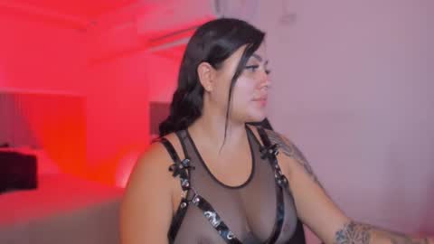 Bonnie  online show from June 28, 11:27 am