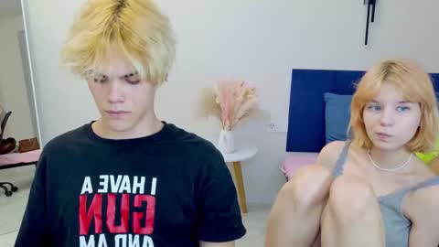 Snapshot of bonnie_and_c1yde chatting on September 8, 5:12 pm Jessy Mark online show from September 8, 5:12 pm