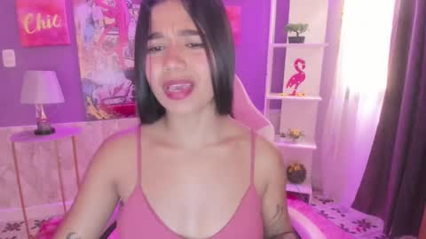 Bonnie online show from December 23, 2:28 pm