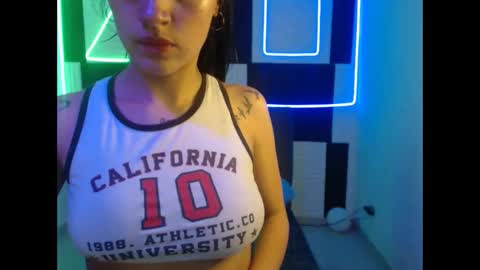 Bonnie online show from November 29, 2:31 pm