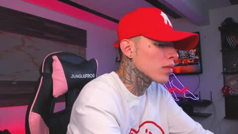 becky online show from November 24, 7:46 pm