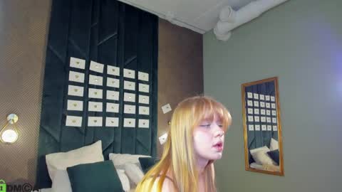 Snapshot of bonnie_jonson chatting on May 28, 12:41 am Bonnie online show from May 28, 12:41 am