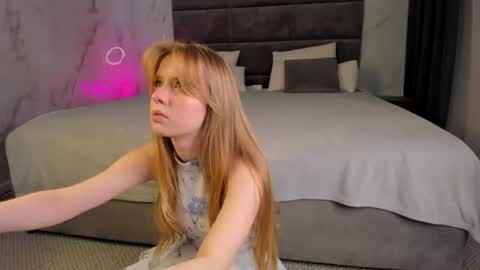 Snapshot of bonnie_jonson chatting on June 29, 12:50 am Bonnie online show from June 29, 12:50 am