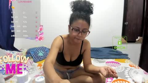 bonnie lam  hello welcome to my room I hope you have fun and you can reach your maximum pleasure here with me online show from August 5, 3:42 am