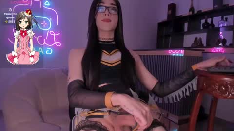 Snapshot of bonnie_luxury chatting on September 28, 5:24 am Bonnie Luxury online show from September 28, 5:24 am