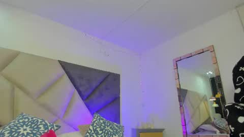   online show from July 9, 1:09 am