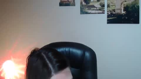 Bonnie online show from April 24, 9:23 am