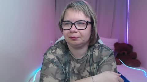 bonnnyboobsy online show from May 9, 12:21 pm