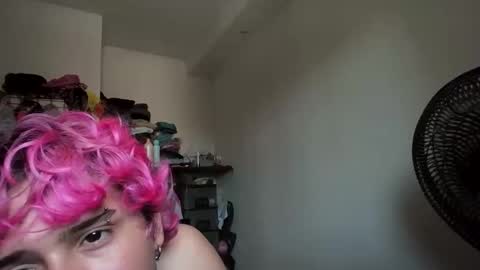 bonny_cum online show from May 4, 5:42 pm