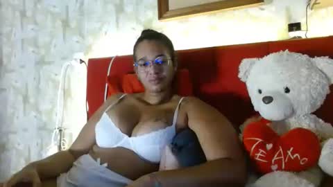 Queen Bon Vivantt online show from December 29, 1:17 pm