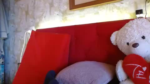 Queen Bon Vivantt online show from February 10, 9:04 pm