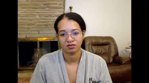 Queen Bon Vivantt online show from October 23, 1:32 pm