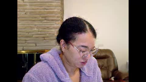 Snapshot of bonvivantb chatting on January 7, 4:09 pm Queen Bon Vivantt online show from January 7, 4:09 pm