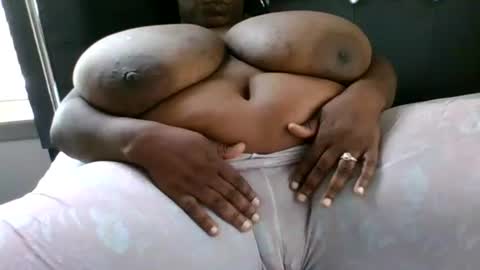boobietee online show from June 17, 2:18 pm