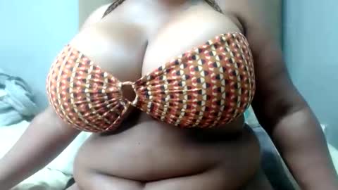 boobshoney95 online show from November 25, 2:11 am