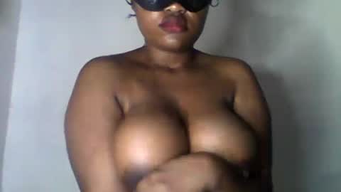 boobylicious012 online show from July 20, 11:51 pm