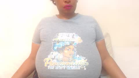 boobyqueen online show from April 22, 7:59 pm