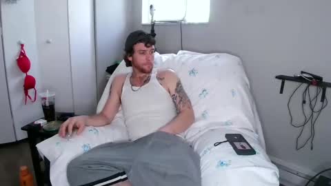 Snapshot of boogieflexxx chatting on October 4, 6:28 pm boogieflexxx online show from October 4, 6:28 pm