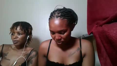 bootie_caramel online show from June 4, 12:44 pm