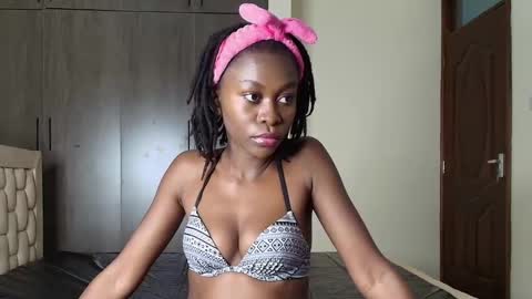 Heather online show from January 31, 7:29 pm