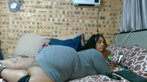 bootytwerkxxx online show from June 11, 8:51 pm