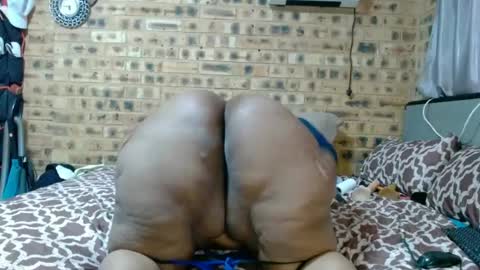Snapshot of bootytwerkxxx chatting on June 19, 6:40 am bootytwerkxxx online show from June 19, 6:40 am