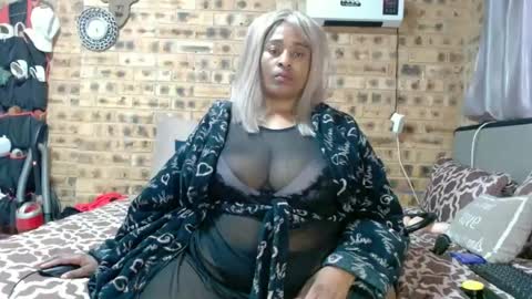 Snapshot of bootytwerkxxx chatting on June 30, 12:39 pm bootytwerkxxx online show from June 30, 12:39 pm