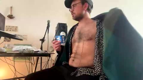 Snapshot of booyyy12 chatting on March 29, 5:51 am BoYYYOOO online show from March 29, 5:51 am