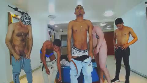 boranget online show from December 4, 1:14 am