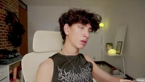 Snapshot of boream_ chatting on November 28, 3:14 pm Bream online show from November 28, 3:14 pm