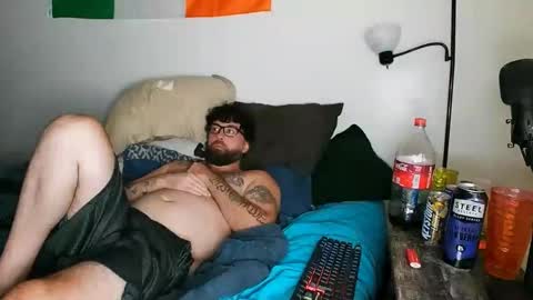 boredandirish21 online show from October 3, 5:32 pm