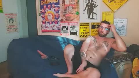 boredandirish21 online show from April 24, 12:07 pm