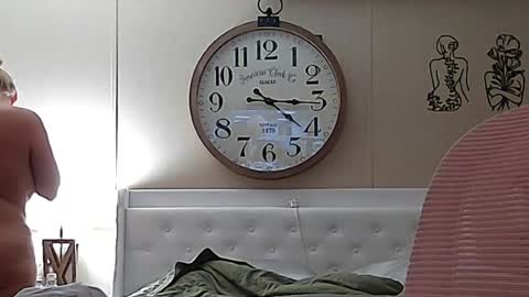 Snapshot of boredcountrygirl chatting on June 27, 9:14 am BoredCountryGirl online show from June 27, 9:14 am