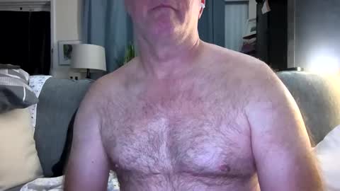 Snapshot of bose36 chatting on October 7, 12:41 am bose36 online show from October 7, 12:41 am