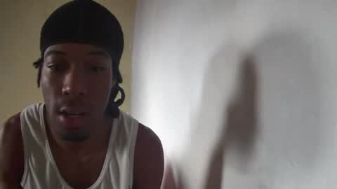 Snapshot of boss_playa98 chatting on June 17, 5:25 pm boss_playa98 online show from June 17, 5:25 pm
