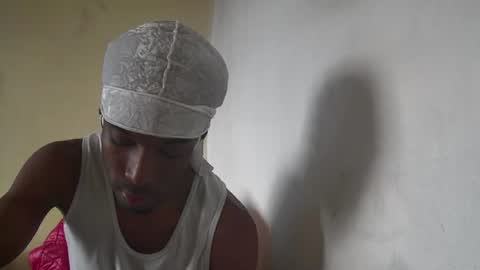 Snapshot of boss_playa98 chatting on June 22, 7:44 pm boss_playa98 online show from June 22, 7:44 pm