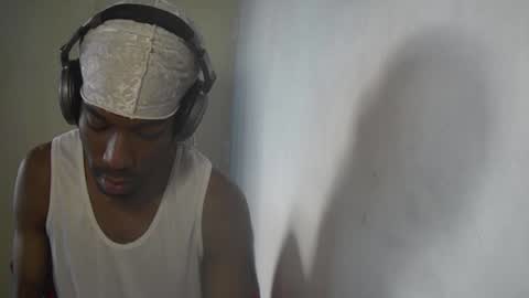 Snapshot of boss_playa98 chatting on June 25, 9:52 pm boss_playa98 online show from June 25, 9:52 pm