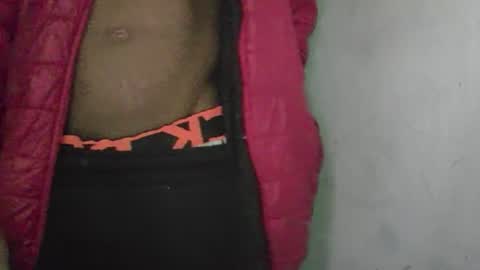 Snapshot of boss_playa98 chatting on July 27, 7:37 am boss_playa98 online show from July 27, 7:37 am