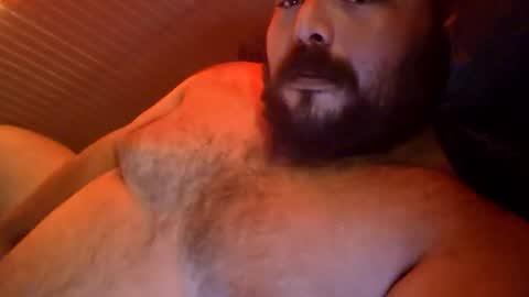 Snapshot of bossdeuce420 chatting on December 18, 10:38 pm bossdeuce420 online show from December 18, 10:38 pm