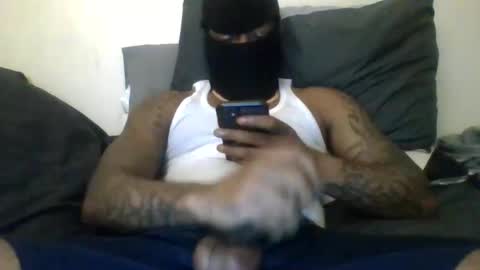 Snapshot of bossdon59 chatting on December 10, 5:07 am bossdon59 online show from December 10, 5:07 am